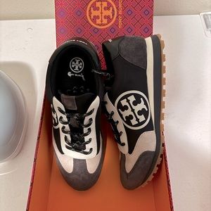 Tory Burch Sneakers